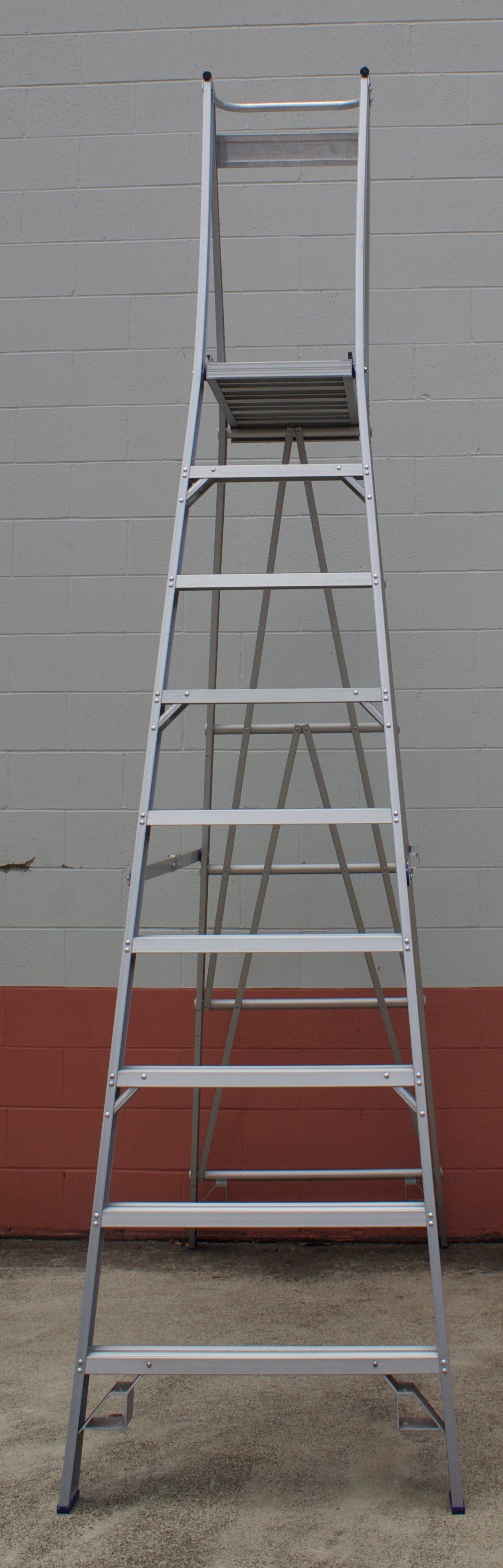 Indalex Pro Series Aluminium Platform Ladder 12/9 9ft (2.7M Platform)